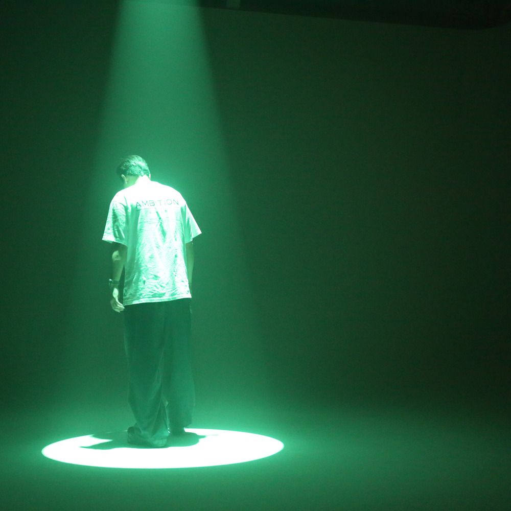 Monello – Too Much (feat. Huh) – Single