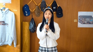 Trouble Me 뮤직비디오 대표이미지
